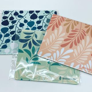 クリエイティブチームにてオリジナルマウスパッド作成しました。